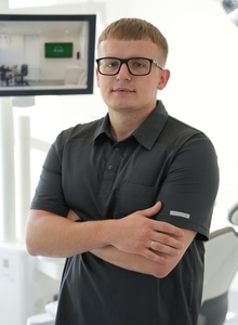 Микола Бандура Асистент стоматолога